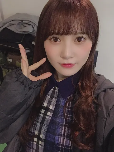 加藤 史帆｜思い出がいっぱい(・ω・)（2018-12-23）｜3枚目