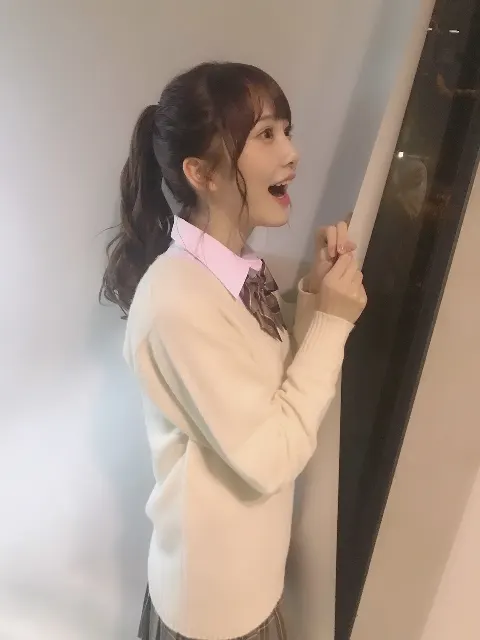 加藤 史帆｜思い出がいっぱい(・ω・)（2018-12-23）｜6枚目