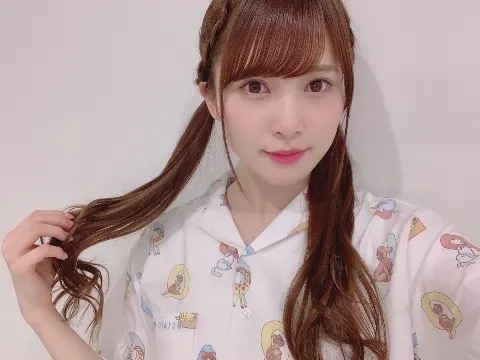 加藤 史帆｜バク転(・ω・)（2019-04-29）｜2枚目