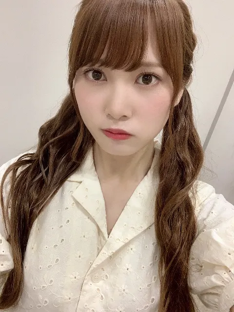 加藤 史帆｜三つ編みとツインテール(・ω・)（2019-06-03）｜3枚目
