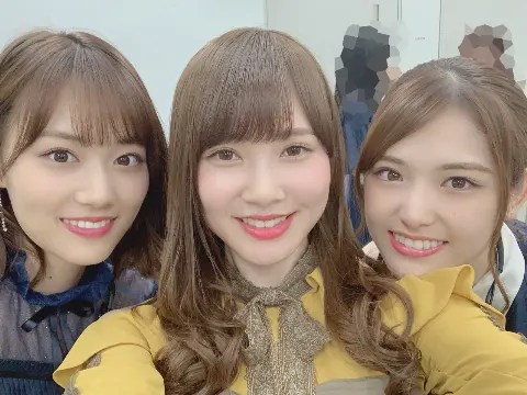 加藤 史帆｜肩出し(・ω・)💖（2019-10-24）