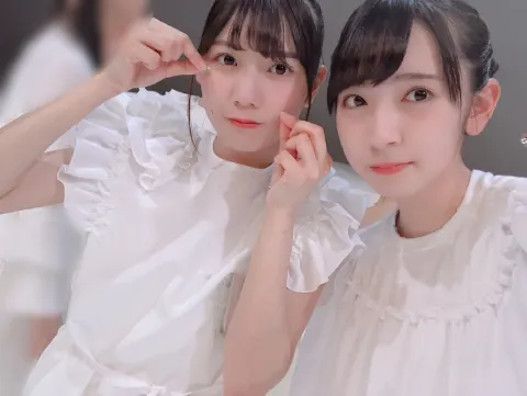 河田 陽菜｜右と左  河田陽菜（2018-05-16）｜2枚目