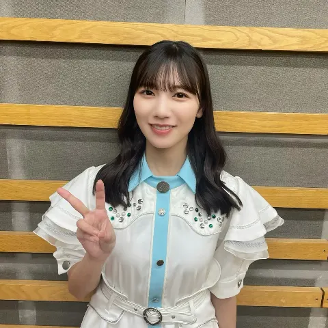 河田 陽菜｜ボタン（2022-03-08）
