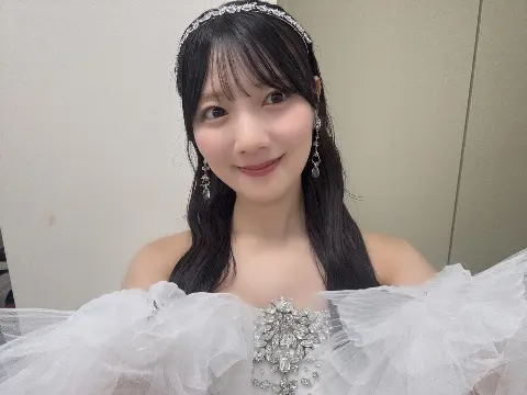 河田 陽菜｜考えていたら眠れなくなってしまった😴（2025-12-23）｜2枚目