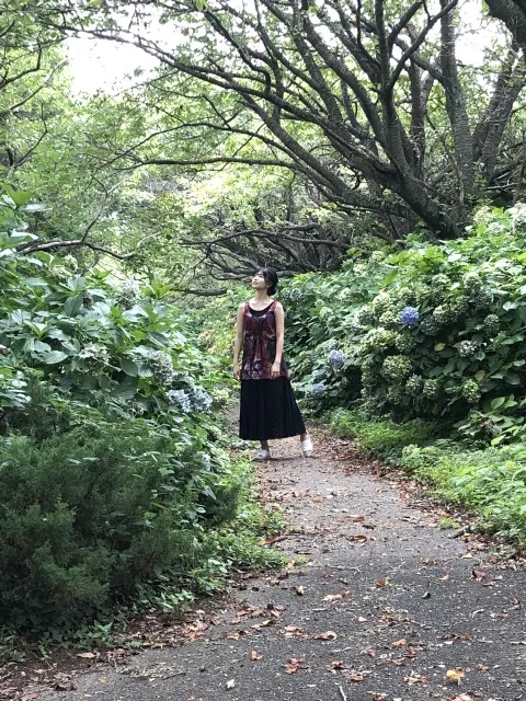 松田 好花｜真っ赤な玉が涙のように（2018-08-26）｜2枚目