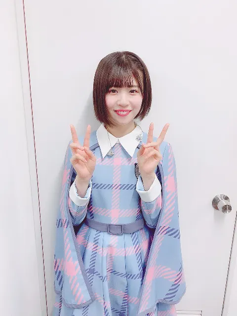 松田 好花｜お買い物に行って、帰宅するまで大きな紙袋を二個両手に抱えてただけで筋肉痛になりました！！！（2019-01-22）