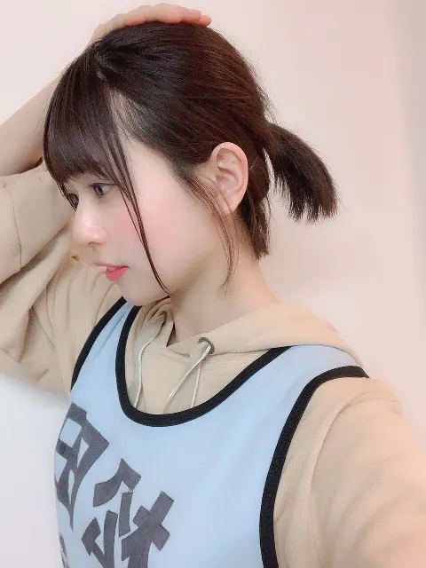 松田 好花｜チェックチェック！（2019-03-03）｜2枚目