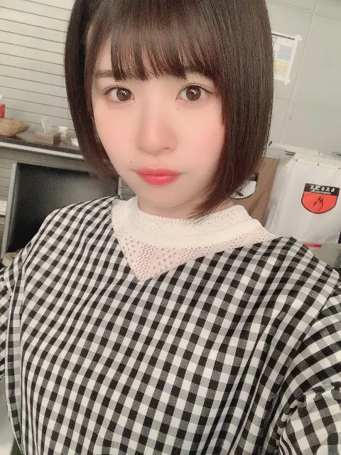 松田 好花｜今すぐダウンロードで無料体験〜（2019-03-30）｜3枚目
