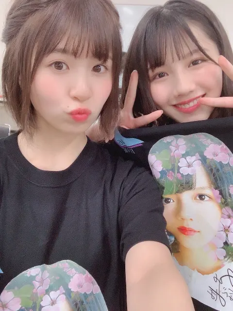 松田 好花｜ゴールデンウィーク10連勤した人いますか？（2019-05-08）｜2枚目