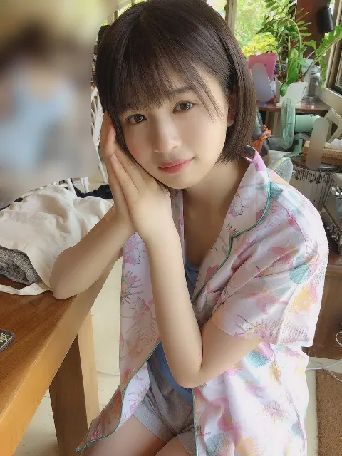松田 好花｜日向坂46 1stグループ写真集（2019-07-04）｜2枚目