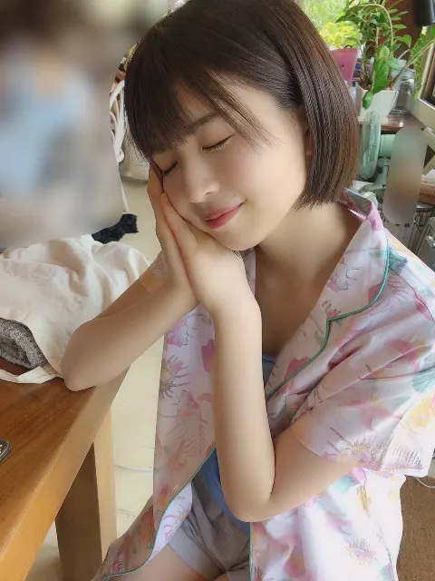 松田 好花｜日向坂46 1stグループ写真集（2019-07-04）