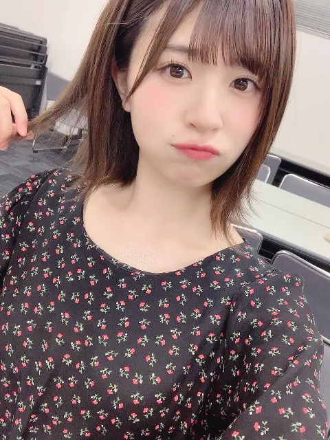 松田 好花｜大人になった気分（2019-08-09）｜2枚目