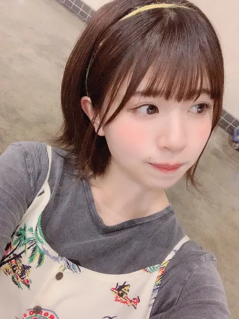 松田 好花｜台風ピューーン（2019-08-15）｜2枚目