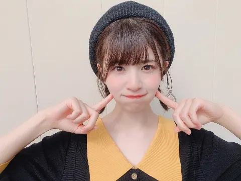 松田 好花｜隣の席の美穂の身体が揺れていると思ったら、案の定ユニゾンエアーをやってました笑（2019-09-29）