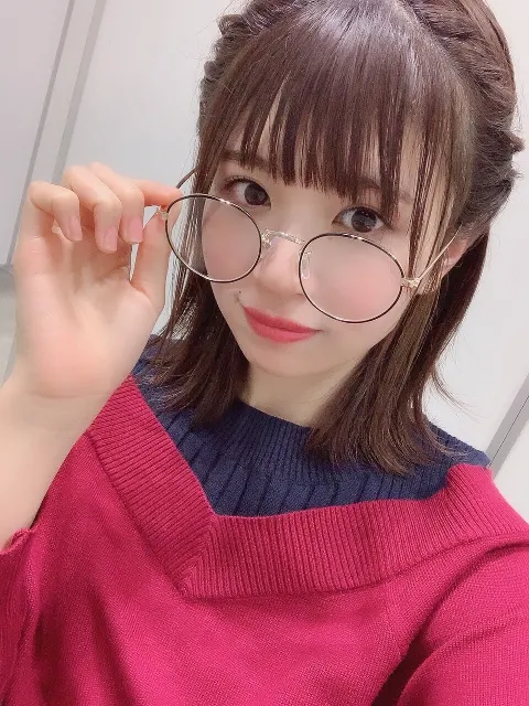 松田 好花｜ボルドーに囲まれて（2019-11-26）｜7枚目