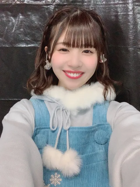 松田 好花｜クリスマスソングを手当たり次第ひたすらダウンロードする24日の夜（2019-12-25）｜2枚目