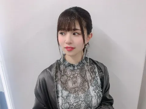 松田 好花｜無視できない向上心だ（2020-02-08）｜2枚目