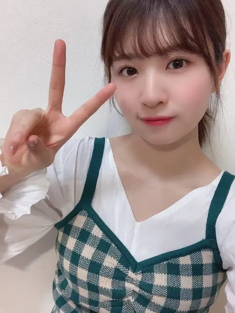 松田 好花｜風に当たると幸せ（2020-05-03）｜2枚目
