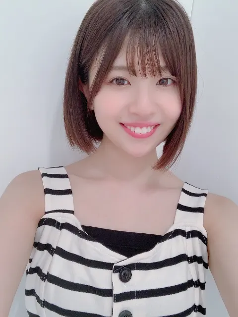 松田 好花｜B.L.T.9月号👯‍♀️👯‍♀️（2020-07-21）｜2枚目