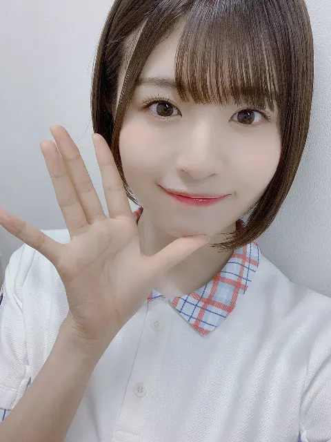 松田 好花｜水をたくさん飲んでます💧（2020-08-05）