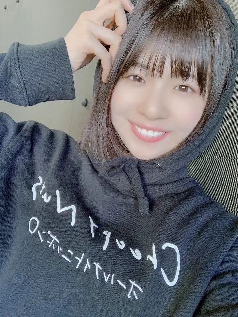 松田 好花｜偶然なのかっ（2021-02-03）｜4枚目