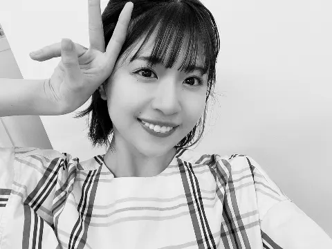 松田 好花｜フラゲ日になっちゃった（2021-05-25）｜2枚目