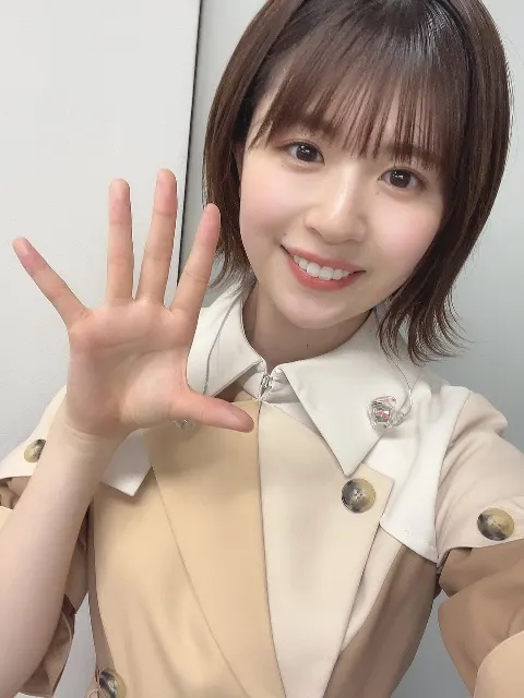 松田 好花｜マンゴープリンか杏仁豆腐どちらにしますか？（2022-05-14）｜2枚目