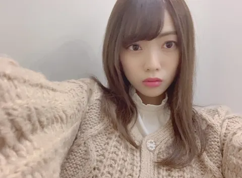 宮田 愛萌｜「精神的に向上心のないものは馬鹿だ」Kの言葉よ。（2018-12-01）｜2枚目