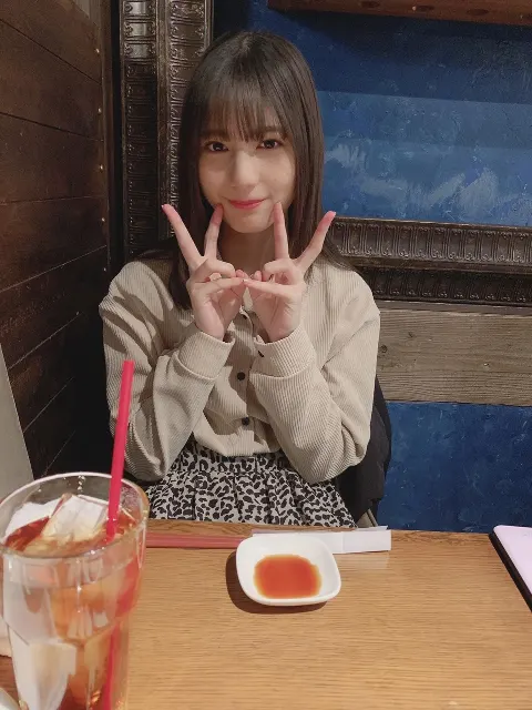 宮田 愛萌｜花も肉も、最強だ🌸（2019-04-05）