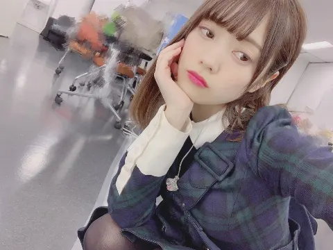 宮田 愛萌｜目を閉じて見ている世界（2019-04-28）｜2枚目