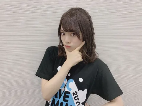 宮田 愛萌｜すました顔で、ねえ。（2019-05-29）｜3枚目