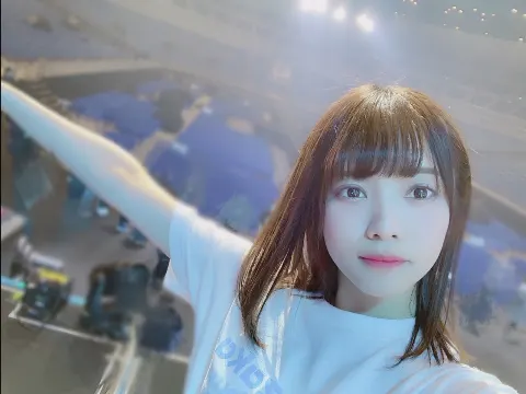 宮田 愛萌｜いちごジャムを入れた紅茶を飲まない（2019-05-29）｜3枚目