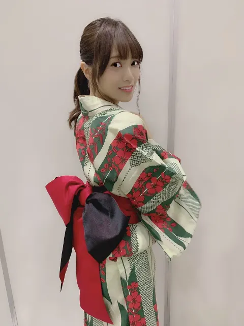 宮田 愛萌｜結び目（2019-08-25）｜2枚目