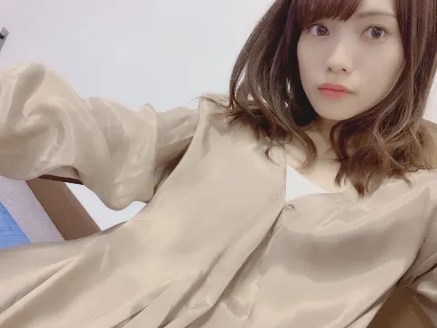 宮田 愛萌｜はじける音にそのくちもとはすこし緩んで（2019-10-06）｜3枚目
