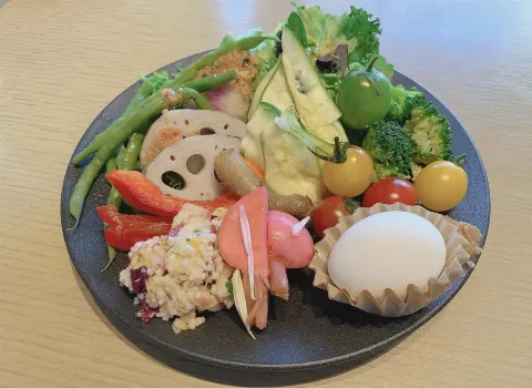 宮田 愛萌｜うろうろ。（2019-12-31）｜5枚目