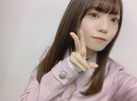 宮田 愛萌｜弾ける泡に夏の香りを（2020-04-16）｜2枚目
