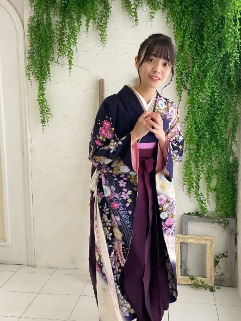宮田 愛萌｜4年前に咲いた桜、今雨に濡れながら舞う（2021-03-22）｜2枚目