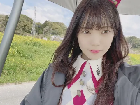 宮田 愛萌｜虹の真ん中をくり抜いて（2021-05-16）｜2枚目