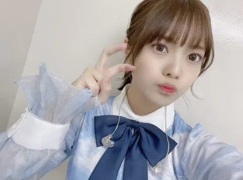 宮田 愛萌｜もこもこと、もしゃもしゃと、どっちかなと考えるのです（2021-10-23）｜3枚目