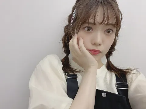 宮田 愛萌｜茉莉さん。ごめんだけどやっぱり延期はしない気がするな。笑（2022-08-02）｜5枚目