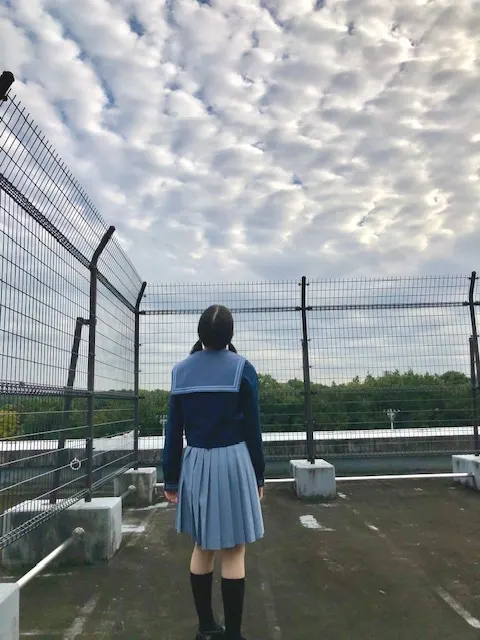 丹生 明里｜~もこもこくつした~（2020-11-20）｜3枚目