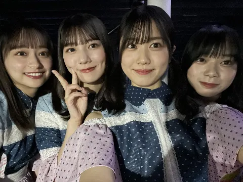 丹生 明里｜~ひなくりまであと、、1日！~（2021-12-23）｜7枚目