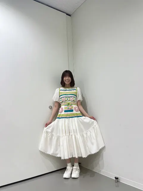 丹生 明里｜~本日20:00~金村とSHOWROOMします🍣🐸~（2024-10-14）｜7枚目