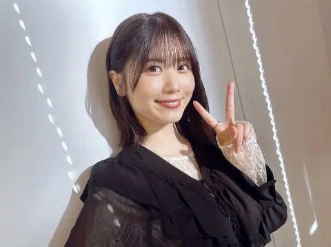 丹生 明里｜~本日20:00~金村とSHOWROOMします🍣🐸~（2024-10-14）｜2枚目