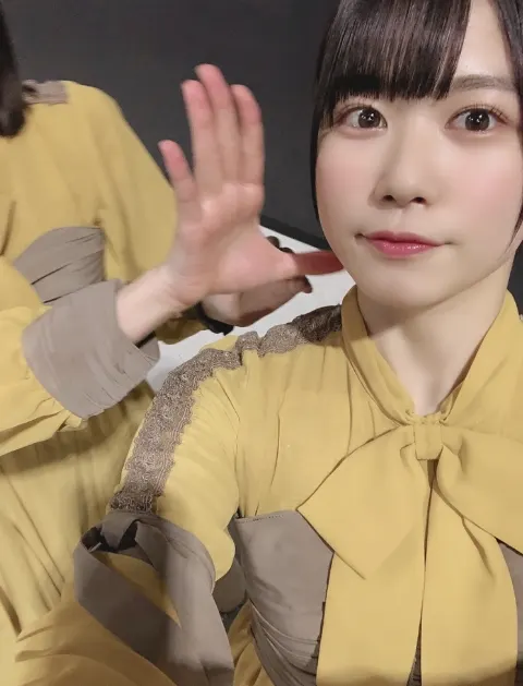 丹生 明里｜~雲~（2019-12-16）｜4枚目