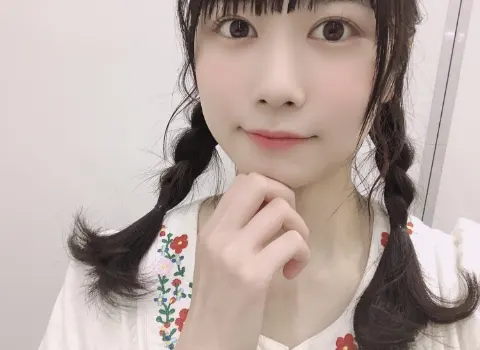 丹生 明里｜~目に優しい色~（2019-06-24）｜3枚目