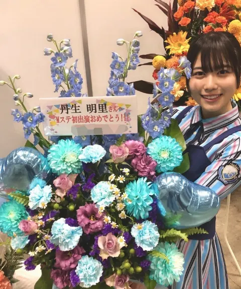 丹生 明里｜~輝きキラキラ！~（2019-05-01）｜2枚目