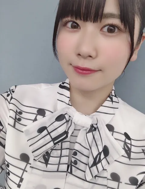丹生 明里｜~つやつや~（2019-10-08）｜2枚目