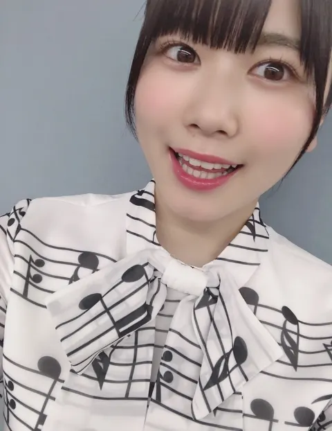 丹生 明里｜~つやつや~（2019-10-08）｜3枚目