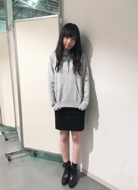 齊藤 京子｜幕張個別握手会（2017-02-19）｜4枚目